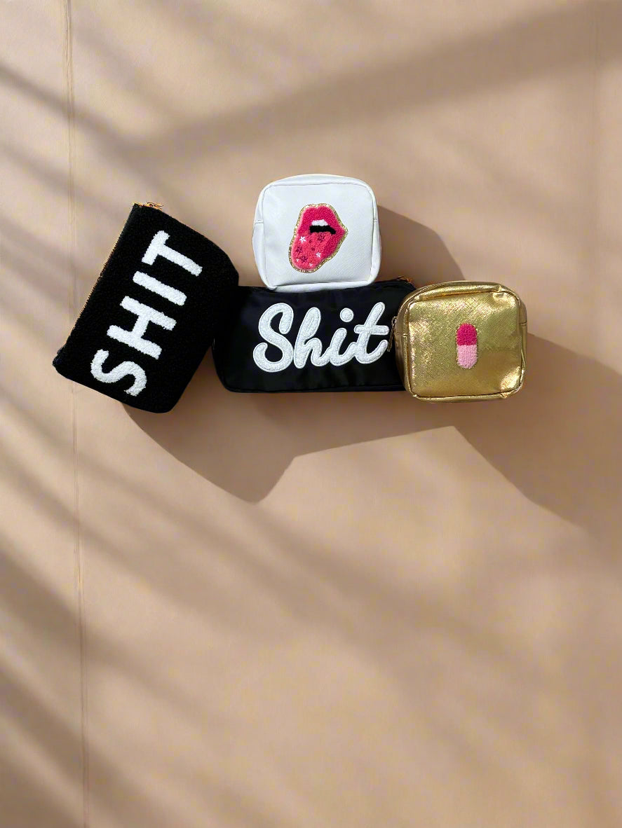 THE PLAIN SHIT TRAVEL POCHETTE