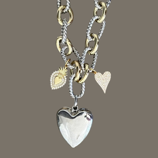 QUEEN OF HEARTS NECKLACE