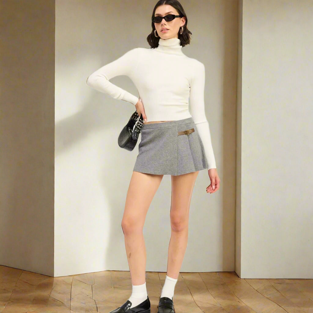 SHRUNKEN RIBBED TURTLENECK