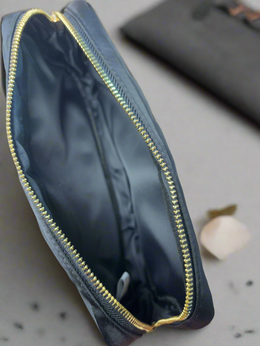 THE FANCY SHIT TRAVEL POCHETTE