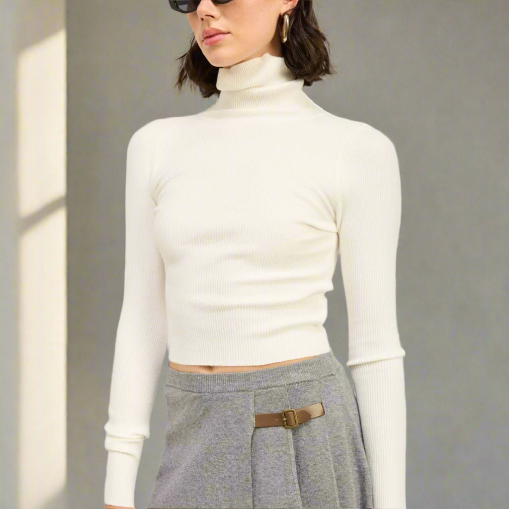 SHRUNKEN RIBBED TURTLENECK