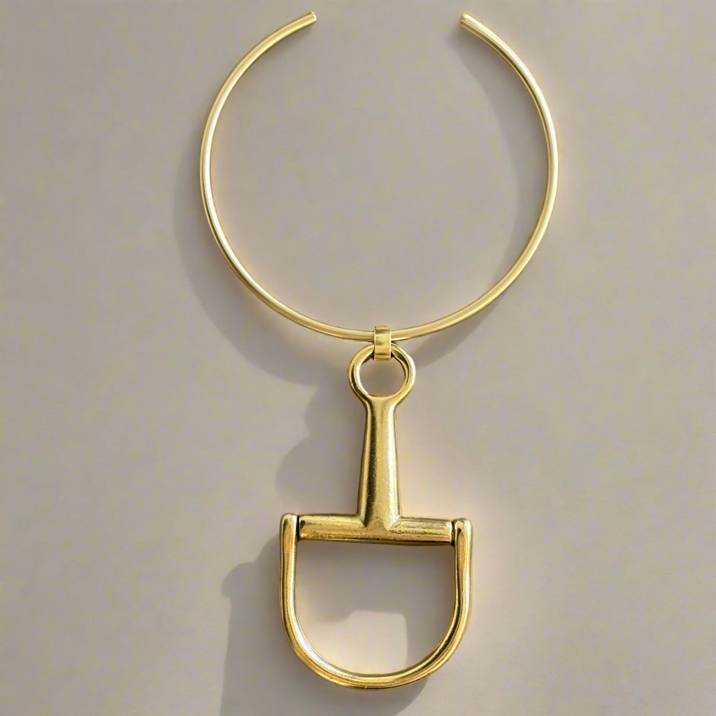 THE HORSE BIT CHOKER