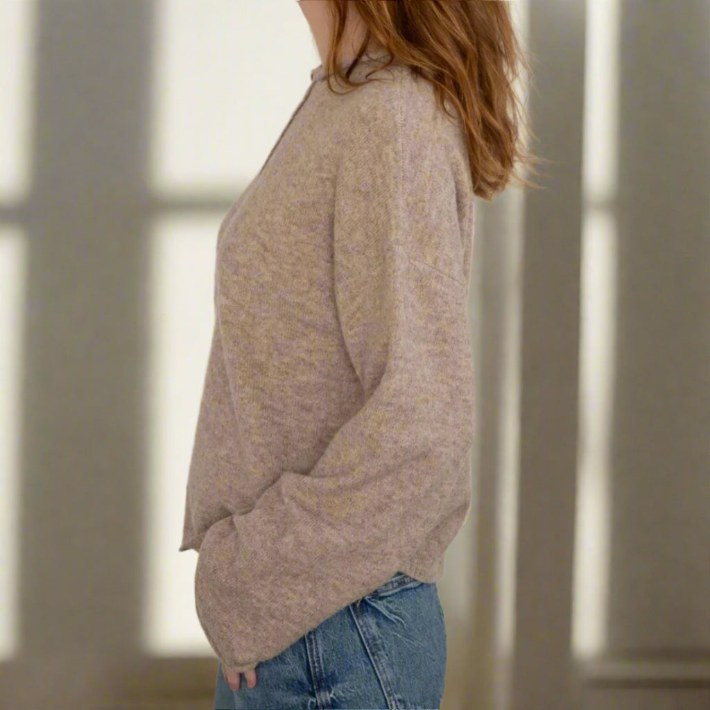 THINGS BETWEEN PIPER HENLEY SWEATER